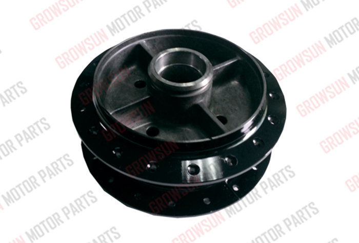 T105 REAR WHEEL HUB